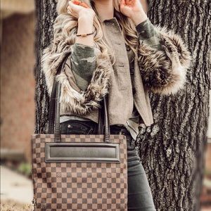 Louis Vuitton Clifton Ebene